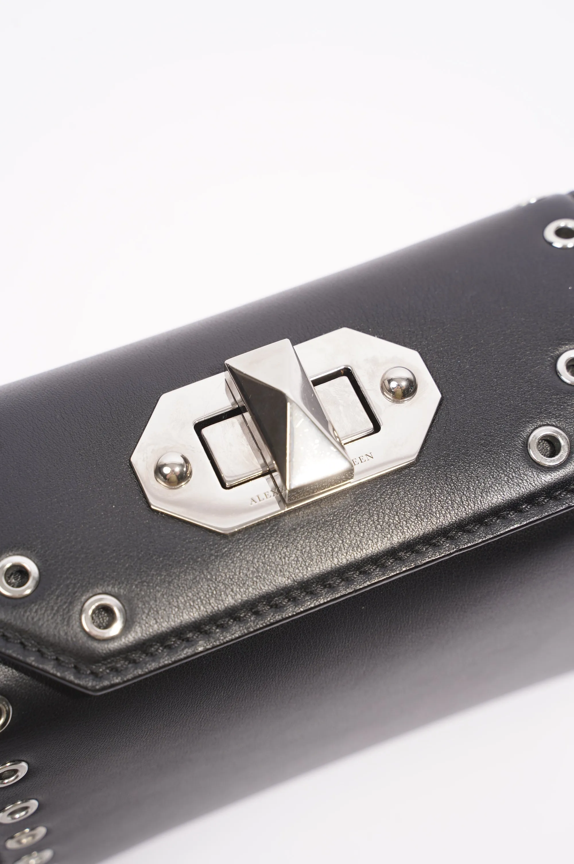 Alexander McQueen Womens Box Bag Black / Silver 16