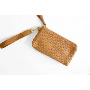 Devin Clutch in Tan