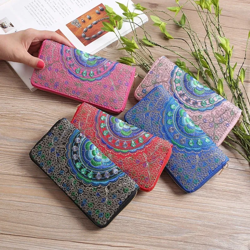 Ethnic Style Embroidered Single Pull Wallet