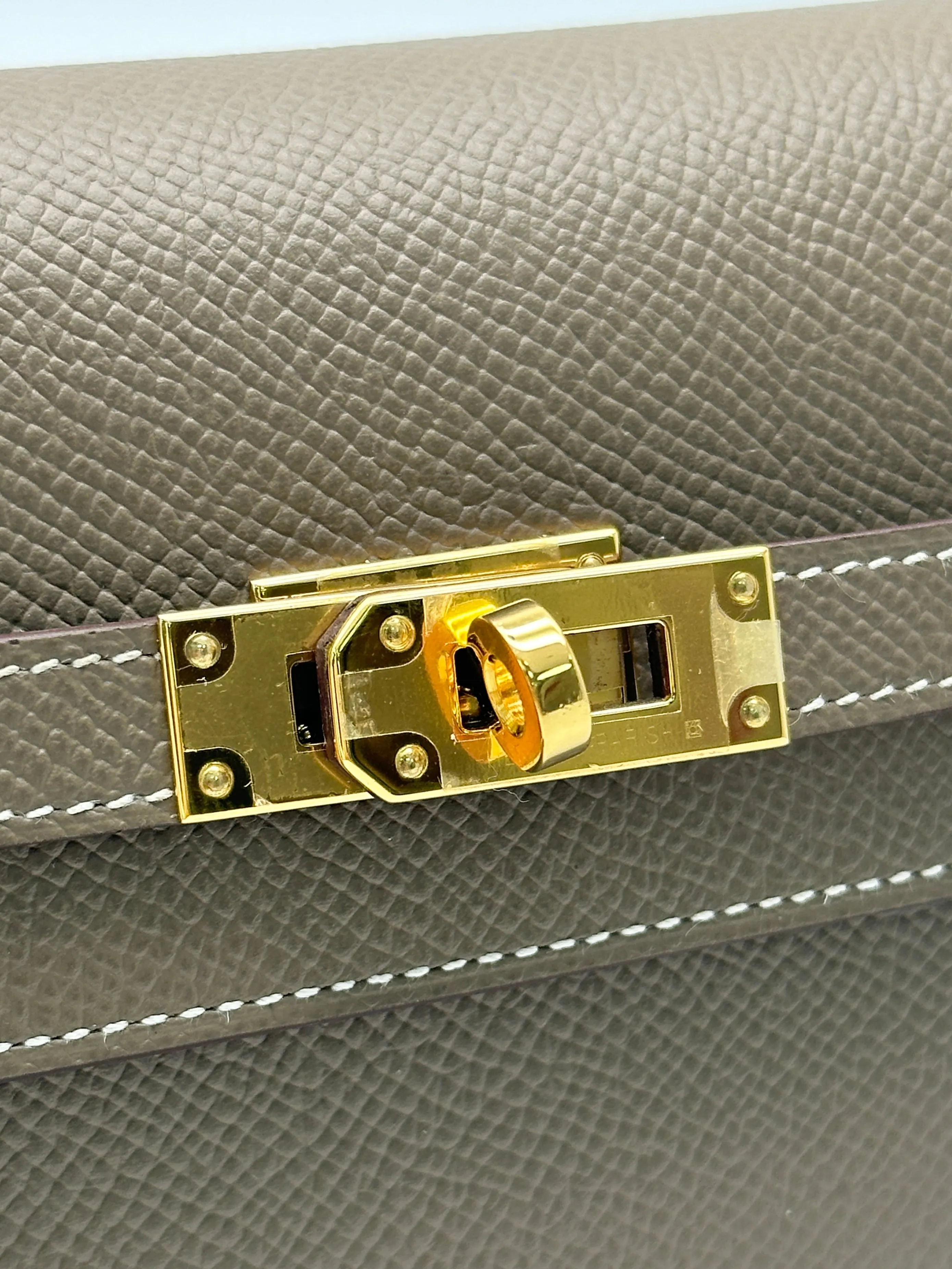 Herms Kelly To Go Etoupe Epsom Gold Hardware BOX FRESH