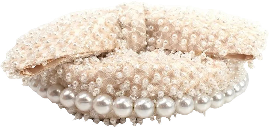 L'alingi Cream Exclusive Pearl-embellished Bow Clutch Bage