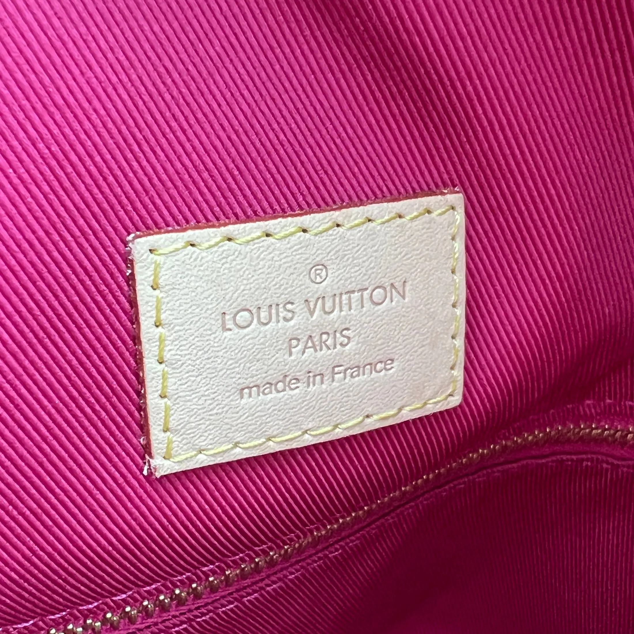 Louis Vuitton Graceful MM Shoulder Bag