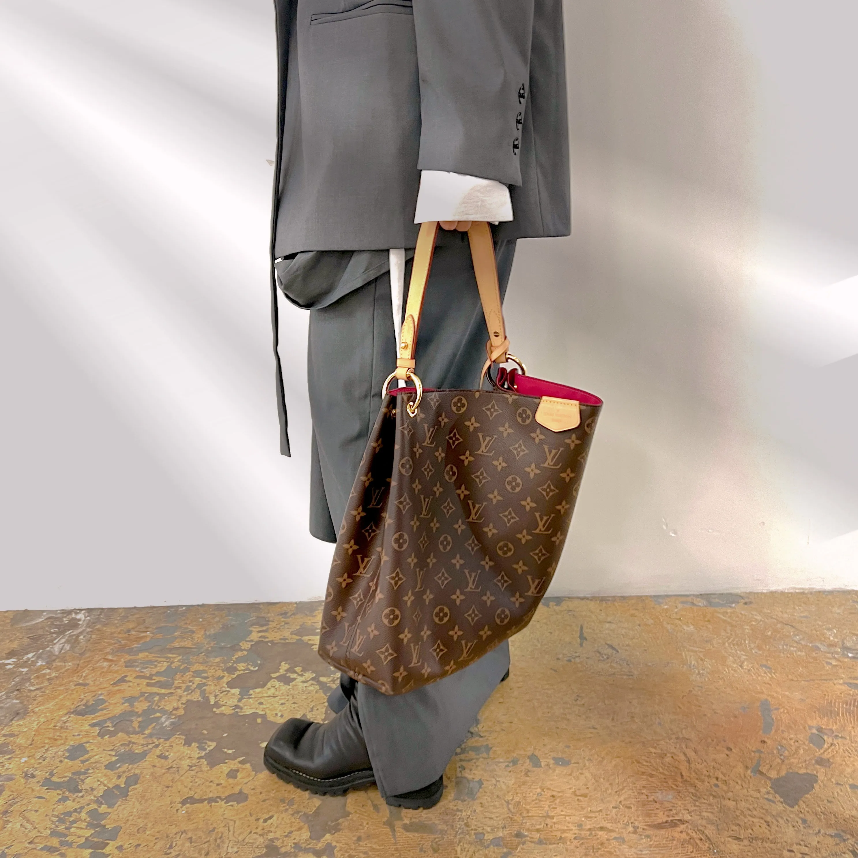 Louis Vuitton Graceful MM Shoulder Bag