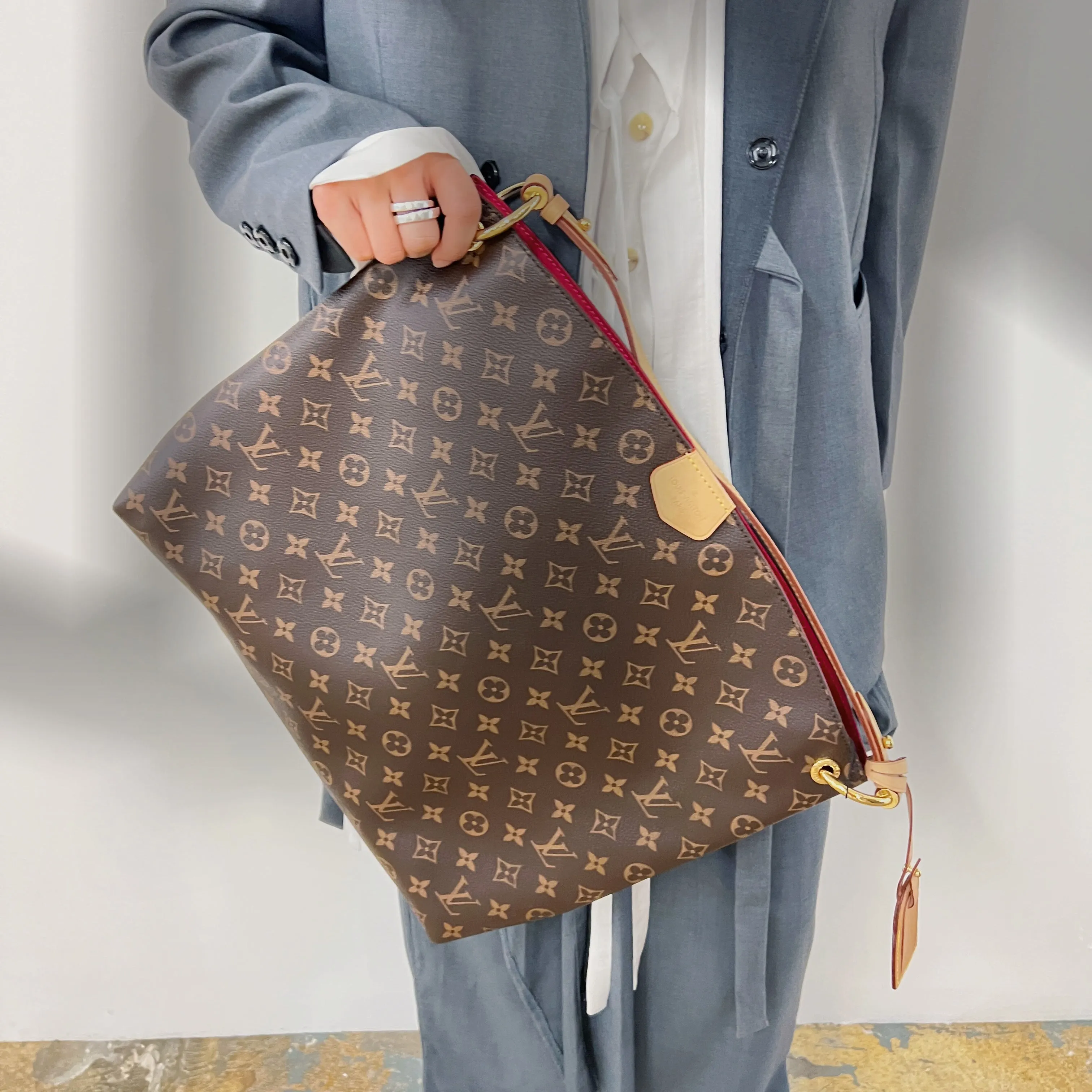 Louis Vuitton Graceful MM Shoulder Bag