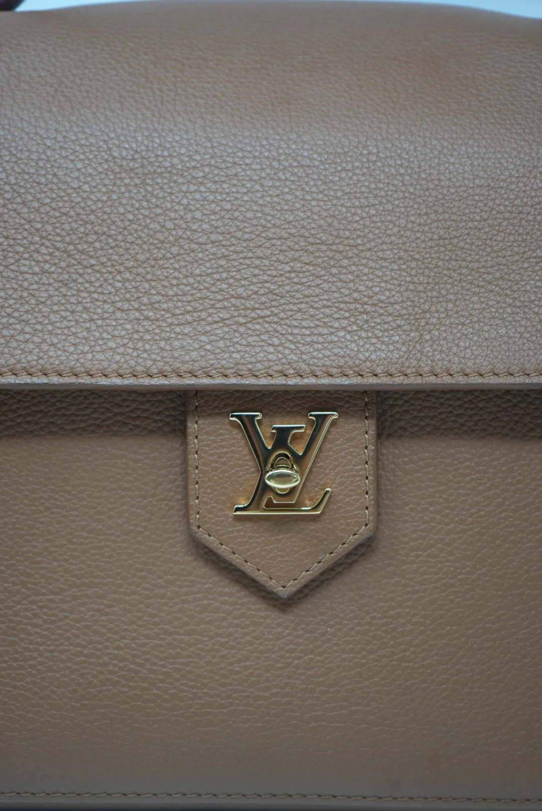 Louis Vuitton Lockme Tote 2016