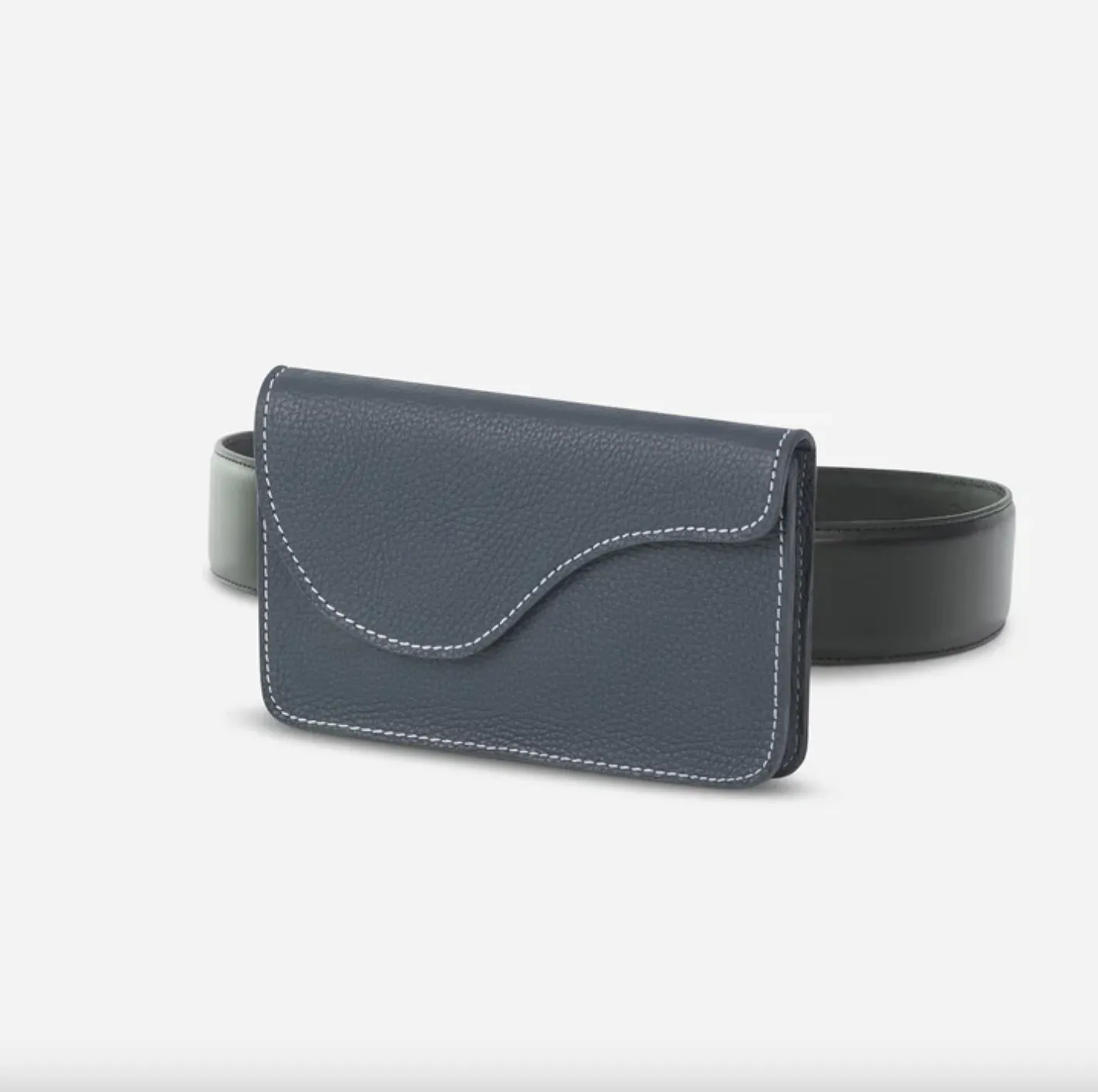 Paddock Convertible Belt Bag in Pebbled Leather