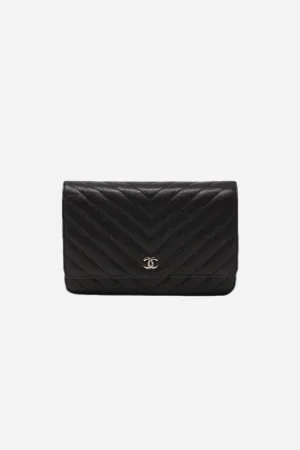 Pre-Owned Chanel 2017-2018 V Pattern Wallet On Chain Black