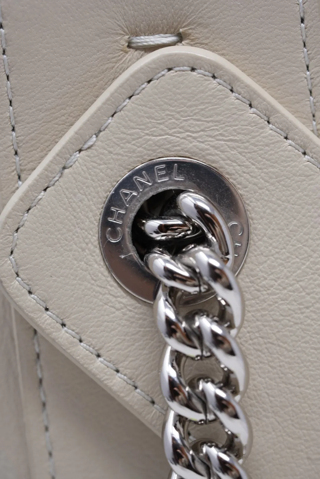 Pre-Owned Chanel Bucket Bag Perforated Calfskin 2019