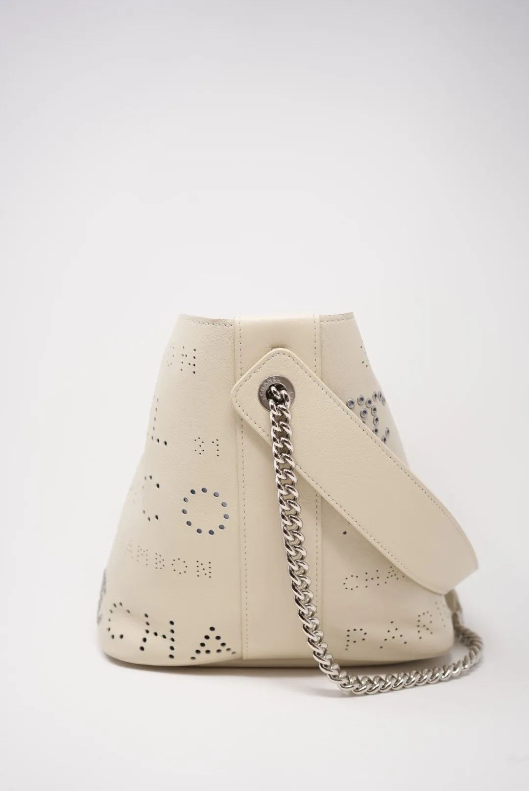 Pre-Owned Chanel Bucket Bag Perforated Calfskin 2019