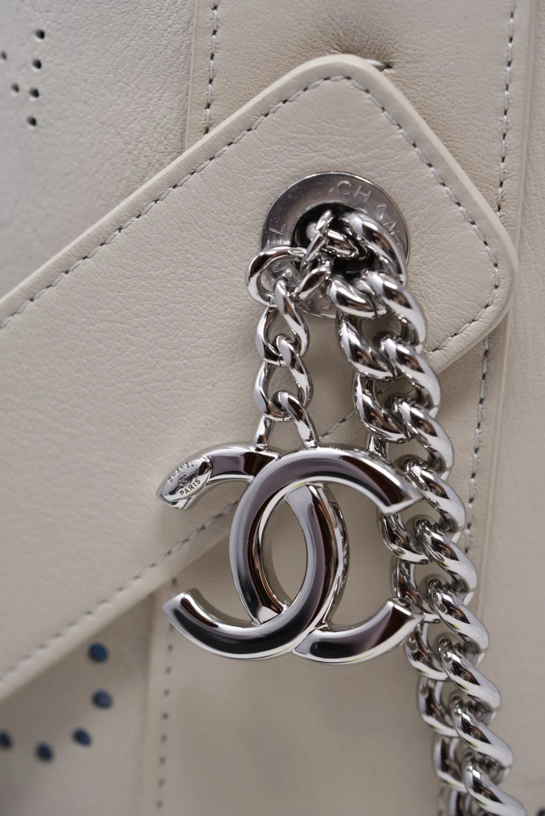 Pre-Owned Chanel Bucket Bag Perforated Calfskin 2019