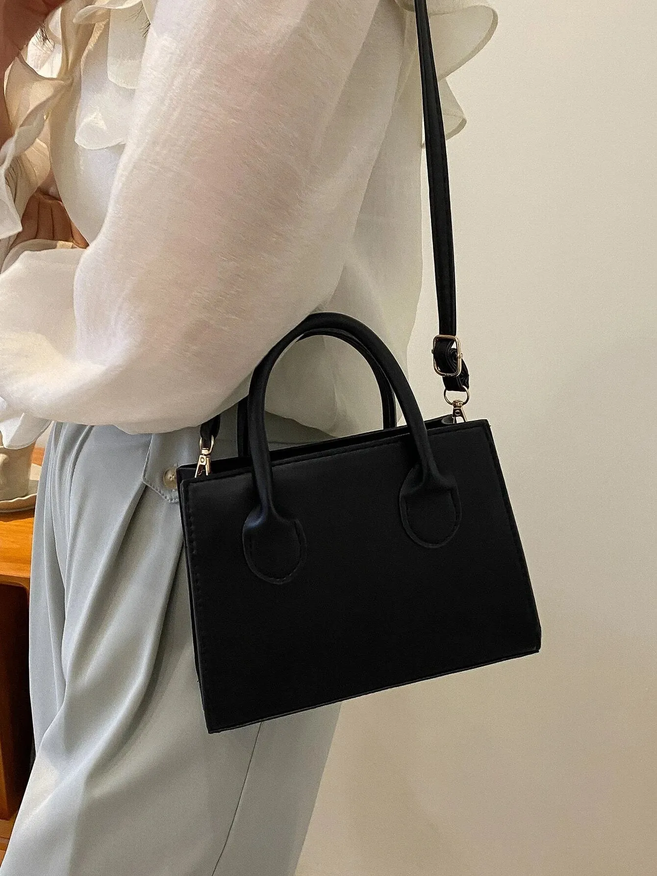 SHEIN Minimalist Square Bag
