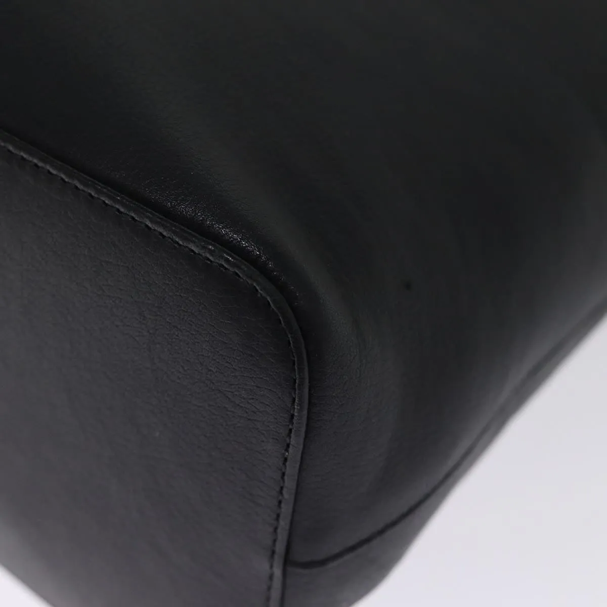 Trendy Inspired Burberry Shoulder Bag Leather Black Auth Bs14825
