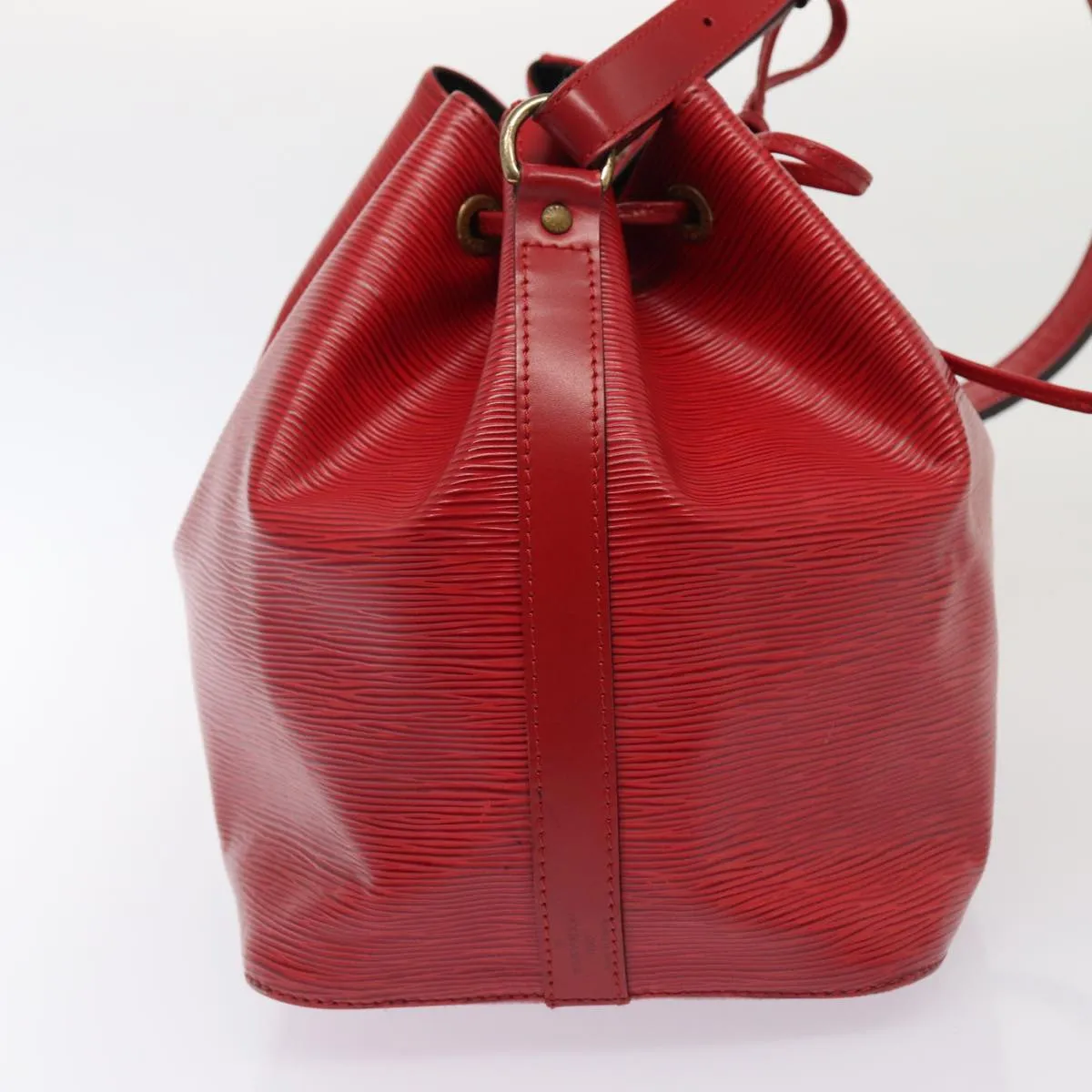 Trendy Inspired Louis Vuitton Epi Petit Noe Shoulder Bag Red M44107 Lv Auth 87925