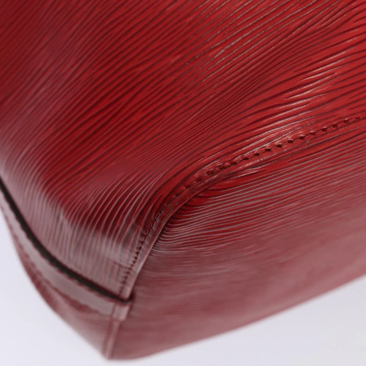 Trendy Inspired Louis Vuitton Epi Petit Noe Shoulder Bag Red M44107 Lv Auth 87925
