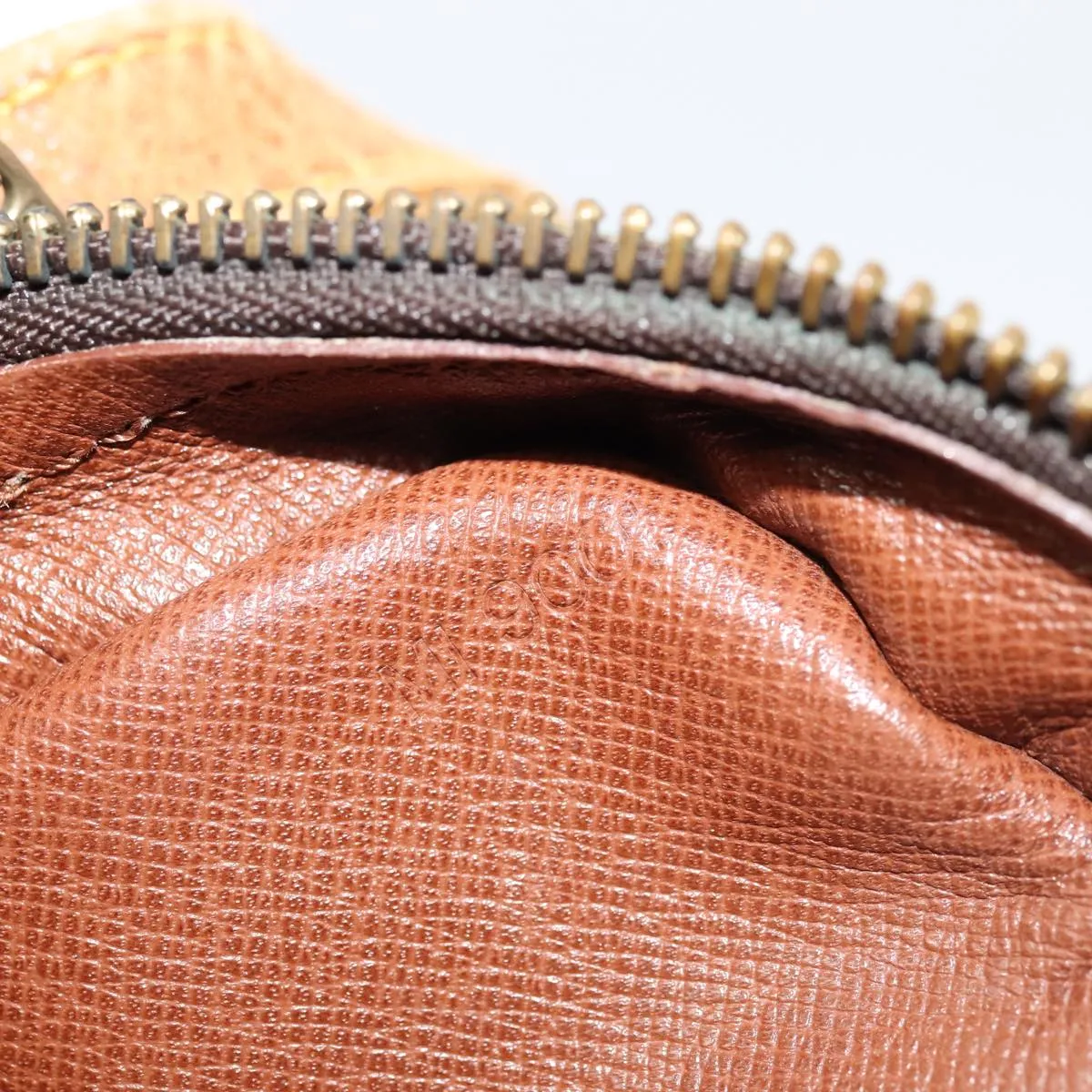 Trendy Inspired Louis Vuitton Monogram Jeune Fille Gm Shoulder Bag M51225 Lv Auth 88592