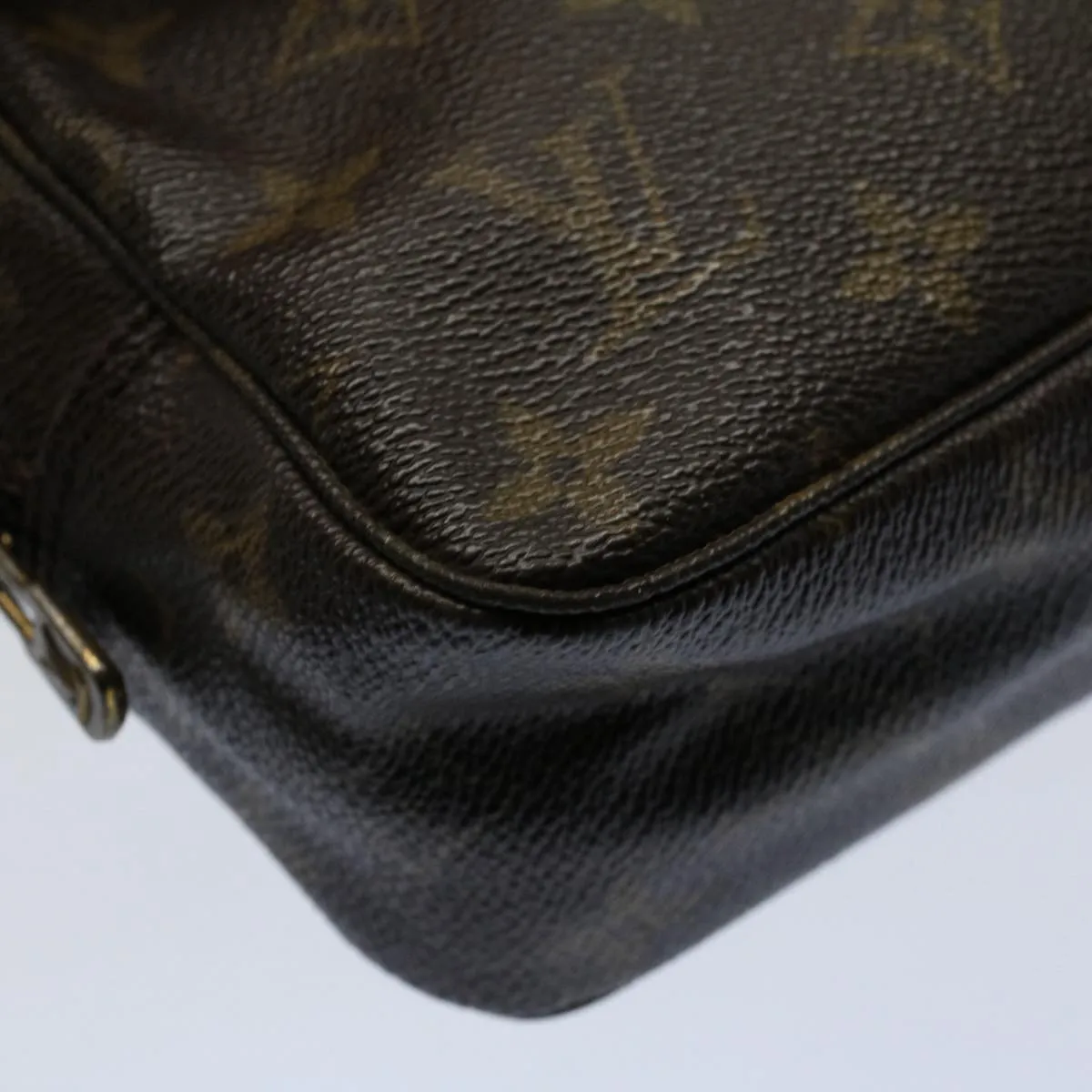 Trendy Inspired Louis Vuitton Monogram Trousse Toilette 23 Clutch Bag M47524 Lv Auth Am5035