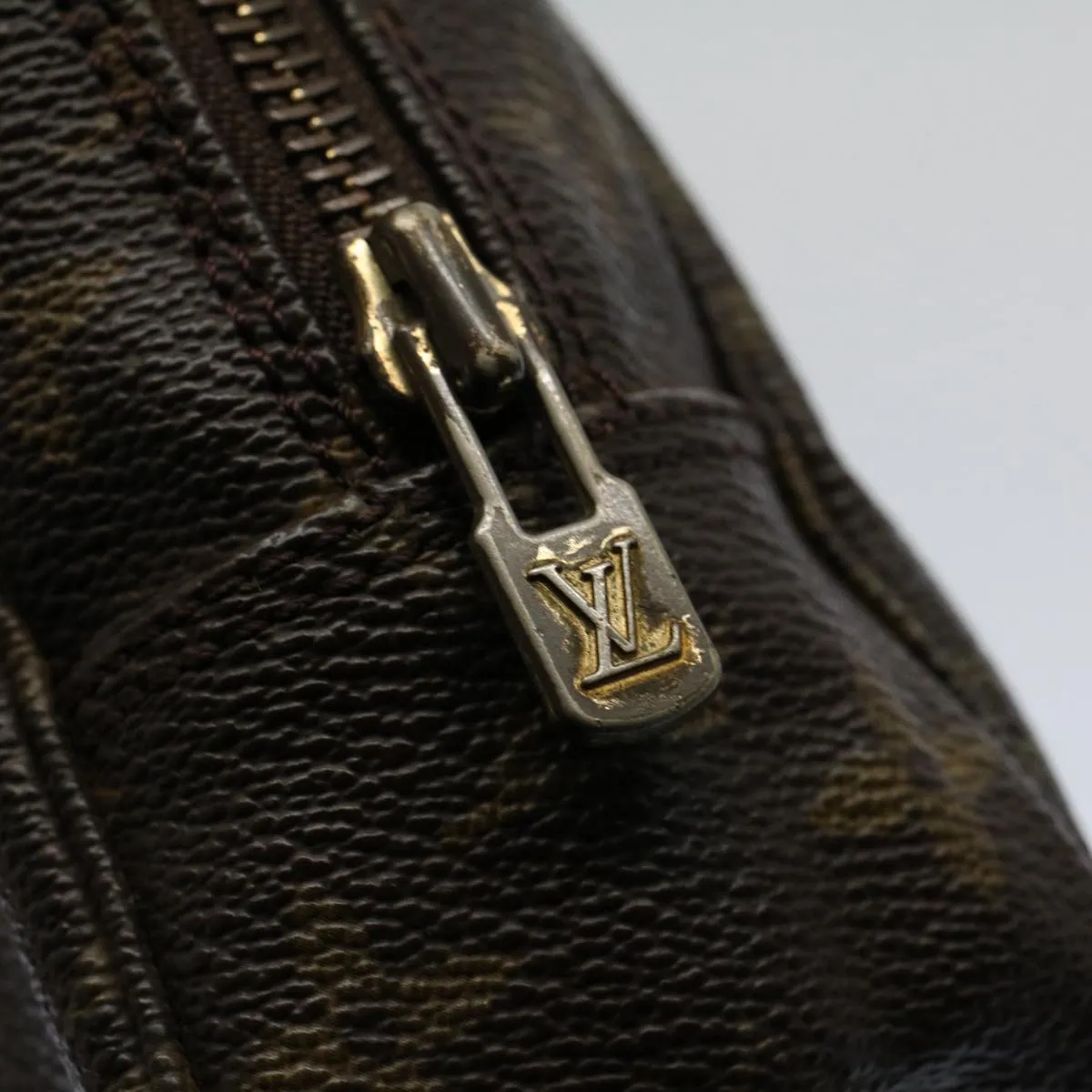 Trendy Inspired Louis Vuitton Monogram Trousse Toilette 23 Clutch Bag M47524 Lv Auth Am5035