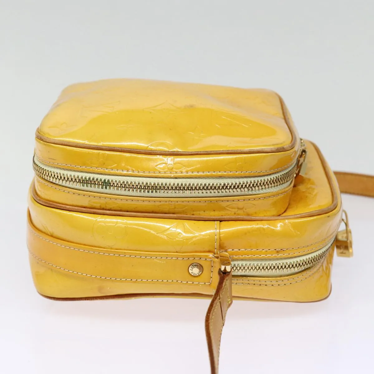 Trendy Inspired Louis Vuitton Monogram Vernis Wooster Shoulder Bag Yellow M91075 Lv Auth 85730