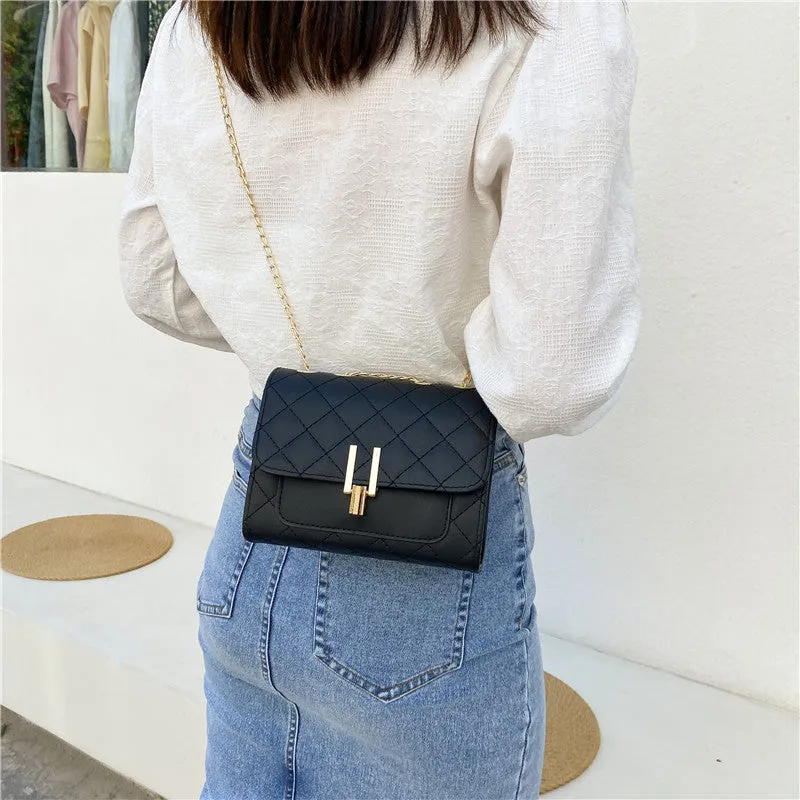 Women's Diamond Lattice Shoulder Bag