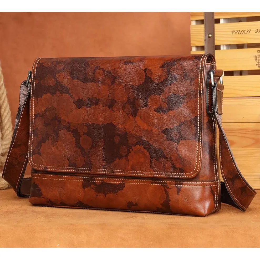 Zephyrique Ostranuxe Messenger Bag